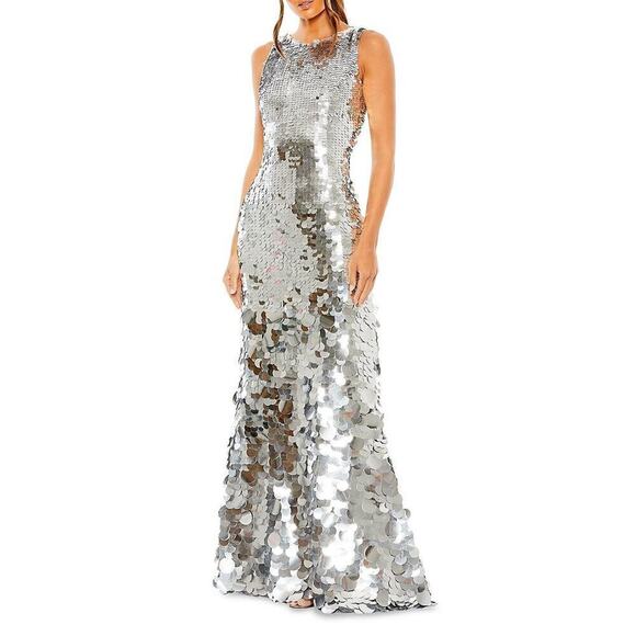 Mac Duggal Embellished Disc Sequin Sleeveless Gown Dress Silver Size 2 NWT - Picture 3 of 12